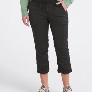 The North Face Women's Black Capris